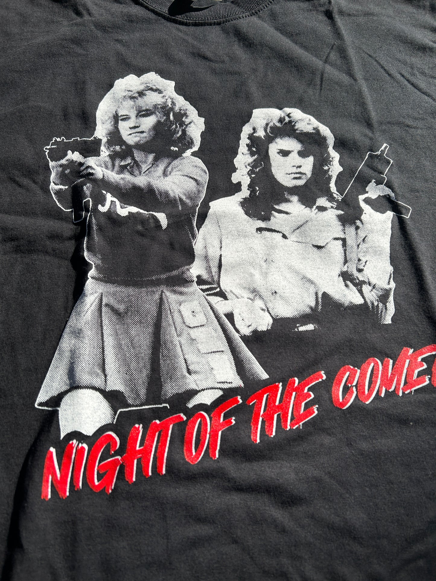 Night of the Comet - girls with guns t shirt