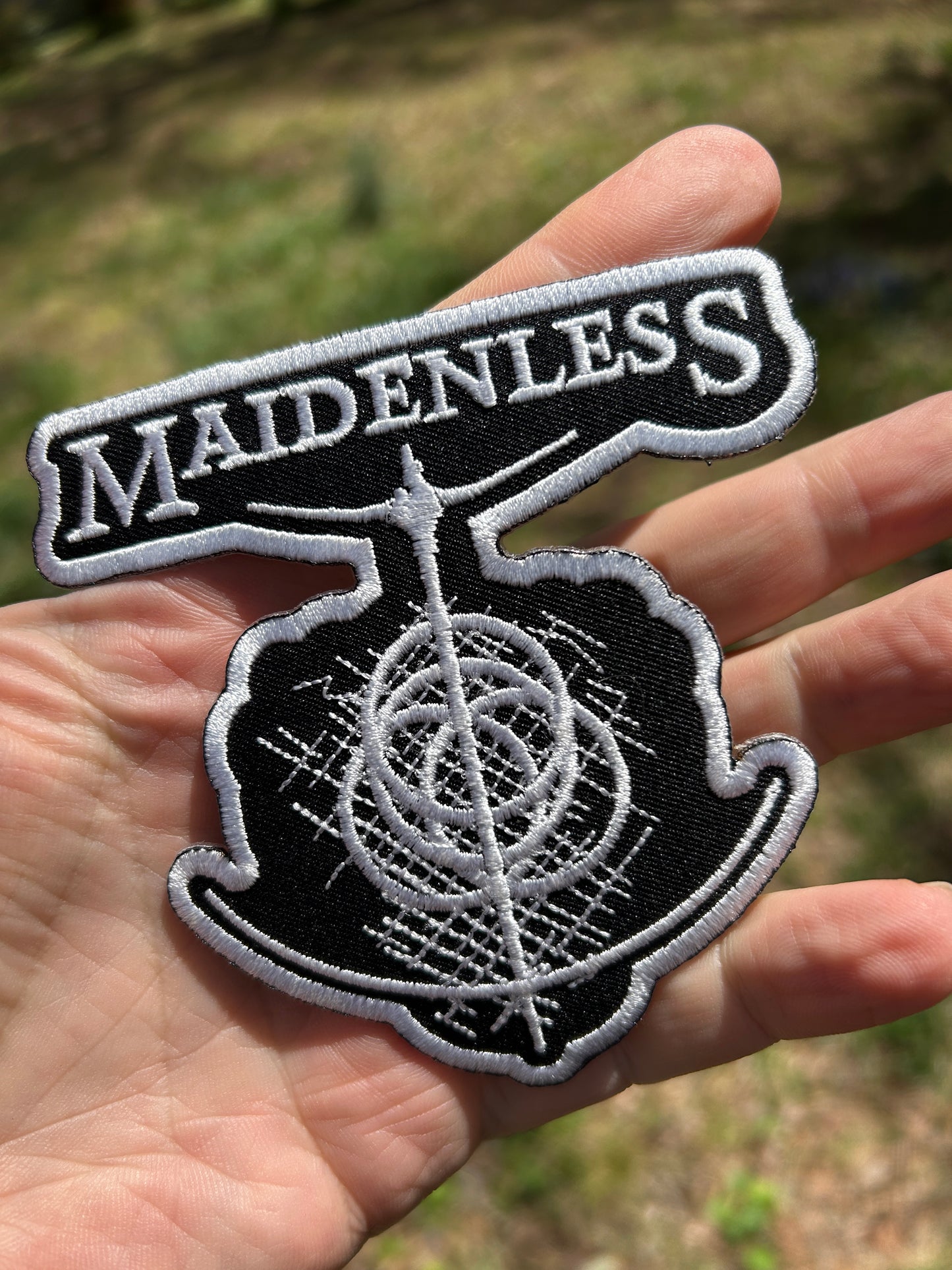 Maidenless iron on patch