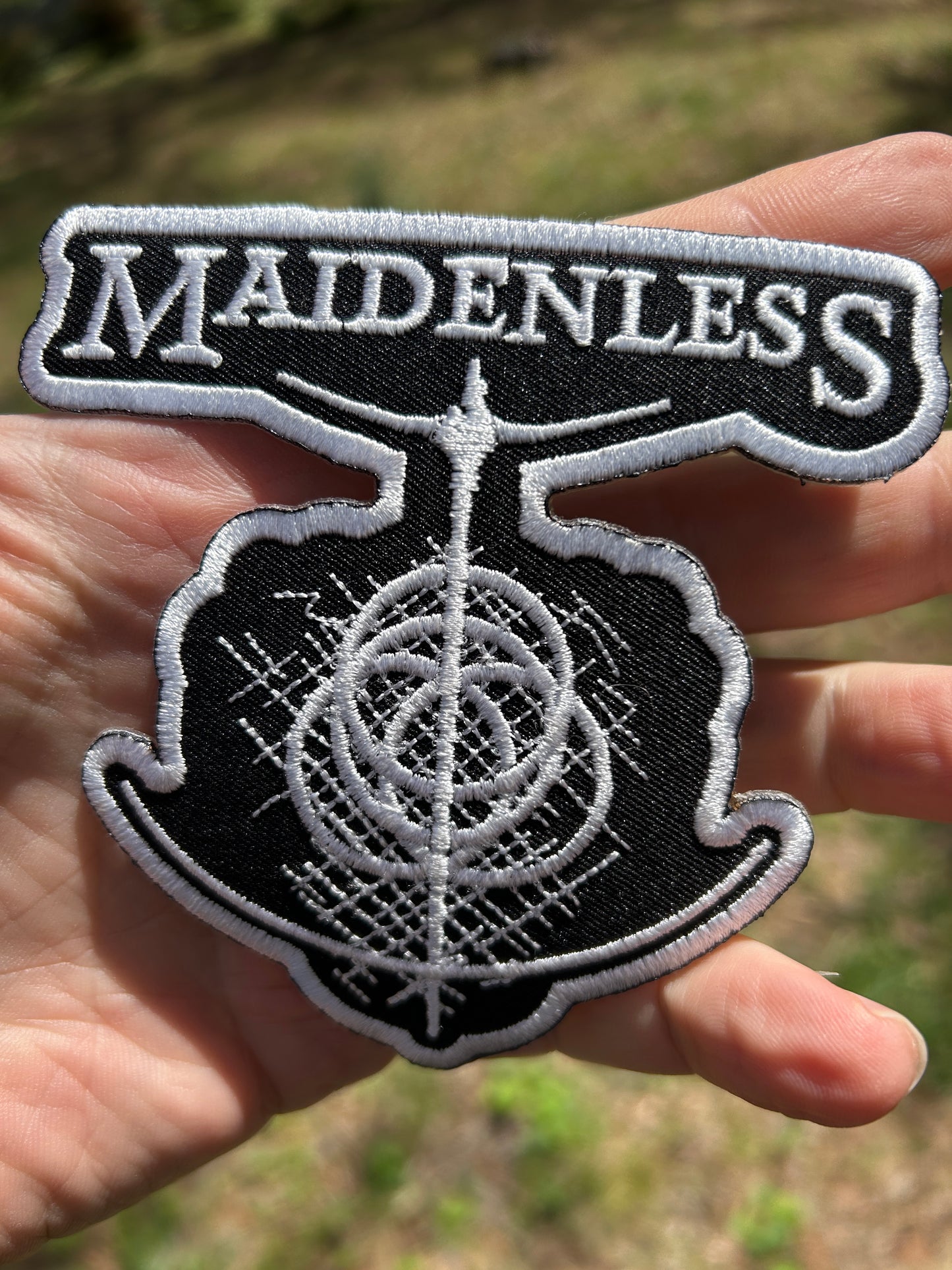 Maidenless iron on patch